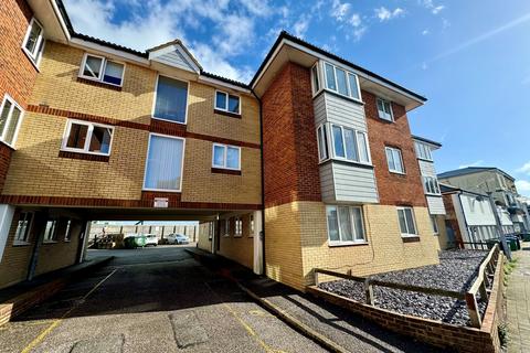 1 bedroom flat for sale, Bridge Court, Bridge Street, Newhaven