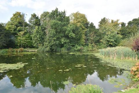 2 bedroom detached bungalow for sale, The Moat, Charing, TN27