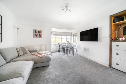 2 bedroom maisonette for sale, Meadow Close, Chislehurst