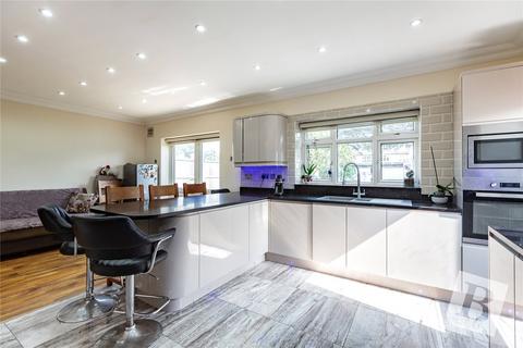 5 bedroom semi-detached house for sale, Belmont Road, Hornchurch, RM12