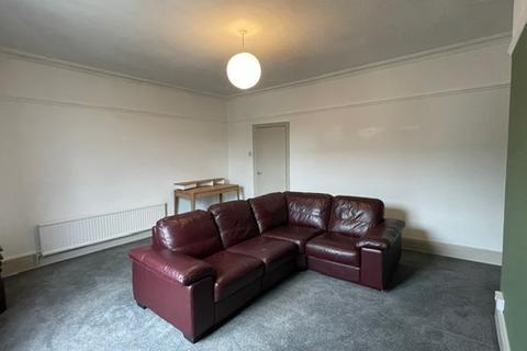 2 bedroom flat to rent, Abbeydale Road, Sheffield S7