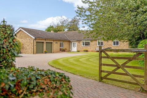 3 bedroom bungalow for sale, Main Street, Grantham NG32