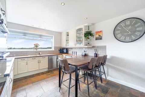 undefined, Main Street, Grantham NG32