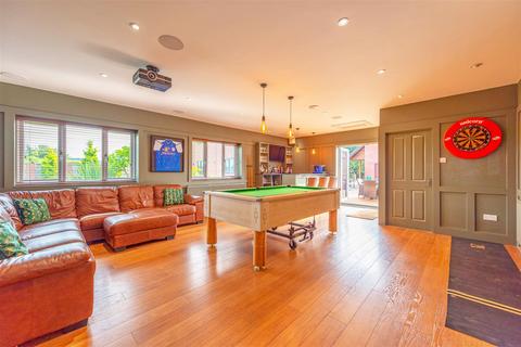 5 bedroom detached house for sale, Silverbirch Drive, Longden Road, Shrewsbury