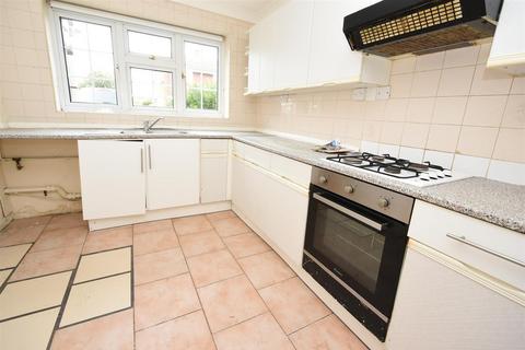 3 bedroom end of terrace house for sale, Canvey Island SS8