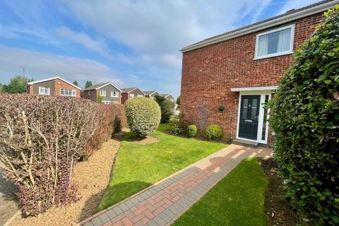 3 bedroom detached house for sale, Martyns Way, Weedon, Northampton, NN7 4RS