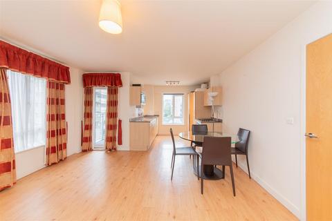 2 bedroom flat to rent, Heritage Avenue, Colindale