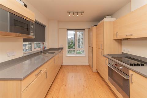 2 bedroom flat to rent, Heritage Avenue, Colindale