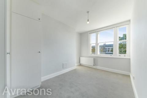 3 bedroom flat to rent, OFFLEY ROAD, OVAL