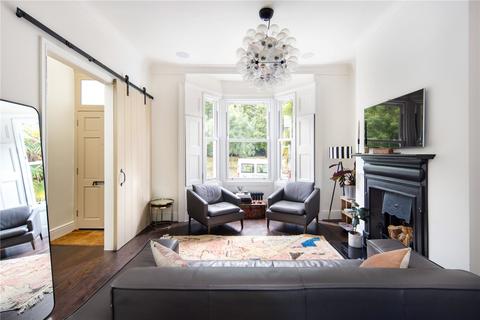 4 bedroom terraced house for sale, Cadogan Terrace, Victoria Park, London, E9