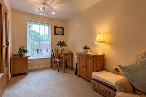 1 bedroom flat for sale, Ancholme Mews, Bigby Street, Brigg, North Lincolnshire, DN20