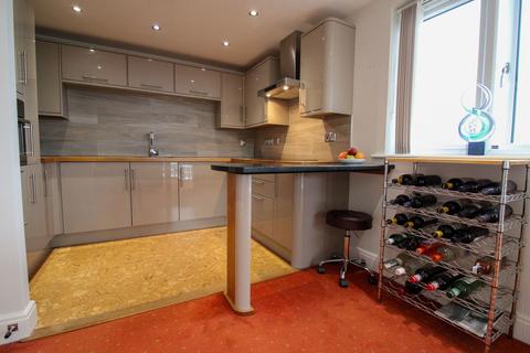 2 bedroom penthouse for sale, The Wharf, Gainsborough DN21