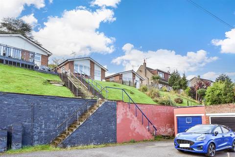 71 Stonehall Road, Lydden, Dover, CT15 7LA