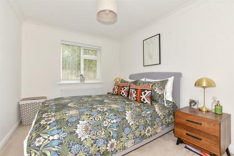 71 Stonehall Road, Lydden, Dover, CT15 7LA