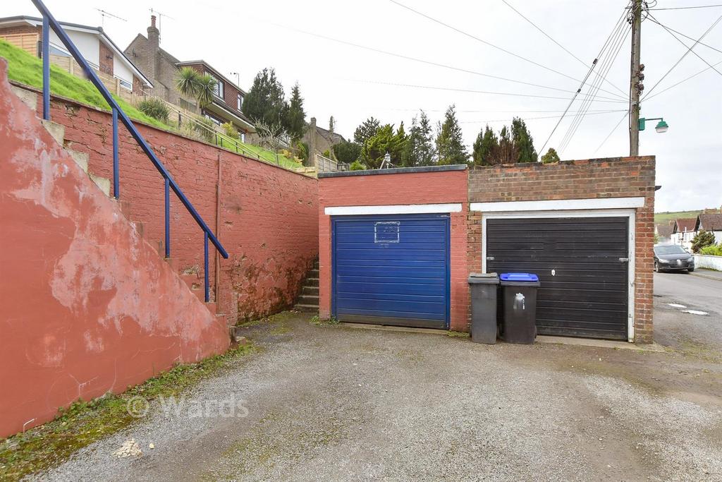 Driveway/Parking