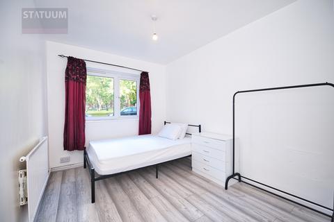 4 bedroom flat to rent, Catherall Road, Highbury & Islington, Clissold Park, Stoke Newington, London, N5