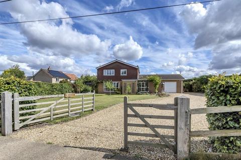 4 bedroom detached house for sale, Park Road, Wetherden