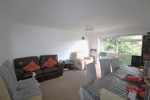 2 bedroom flat for sale, Rushmead Close, Canterbury