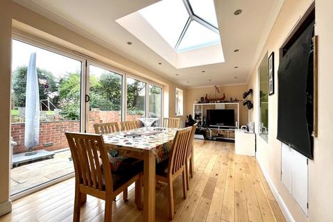 59 Reynolds Avenue, Chessington, KT9 2LQ