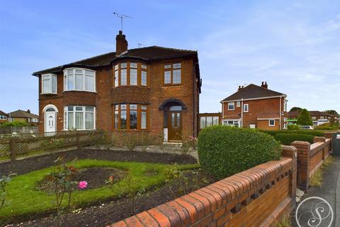 3 bedroom semi-detached house for sale, Green Lane, Leeds