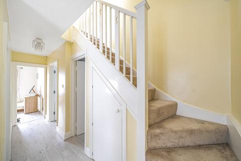 4 bedroom semi-detached house for sale, Edgwarebury Gardens, Edgware HA8