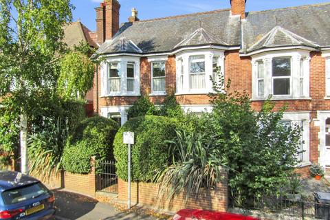 4 bedroom townhouse for sale, Upper Queens Road, Ashford TN24