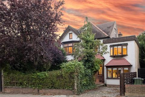 6 bedroom detached house for sale, Abbotswood Road, SW16