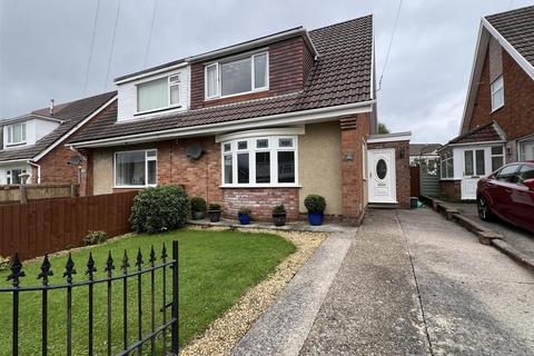 11 Derwent Drive, Aberdare, CF44 0LN