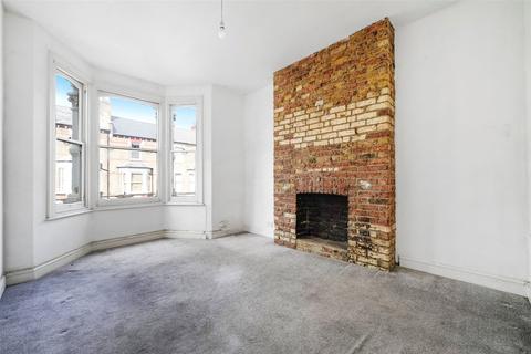 2 bedroom apartment for sale, Monnery Road, London, N19