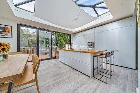 183 White Horse Hill, Chislehurst, BR7 6DH