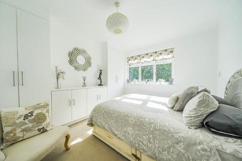 4 bedroom terraced house for sale, Kendall Road, Beckenham