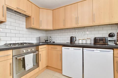 1 bedroom ground floor flat for sale, Conifer Gardens, Sutton, Surrey