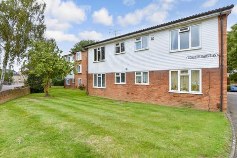 1 bedroom ground floor flat for sale, Conifer Gardens, Sutton, Surrey