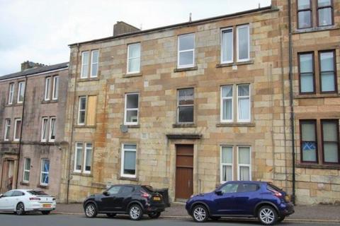 2 bedroom flat to rent, Dempster Street, Greenock PA15