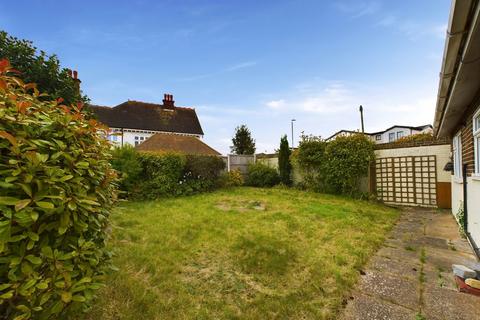 2 Boughton Avenue, Broadstairs, CT10 1SN