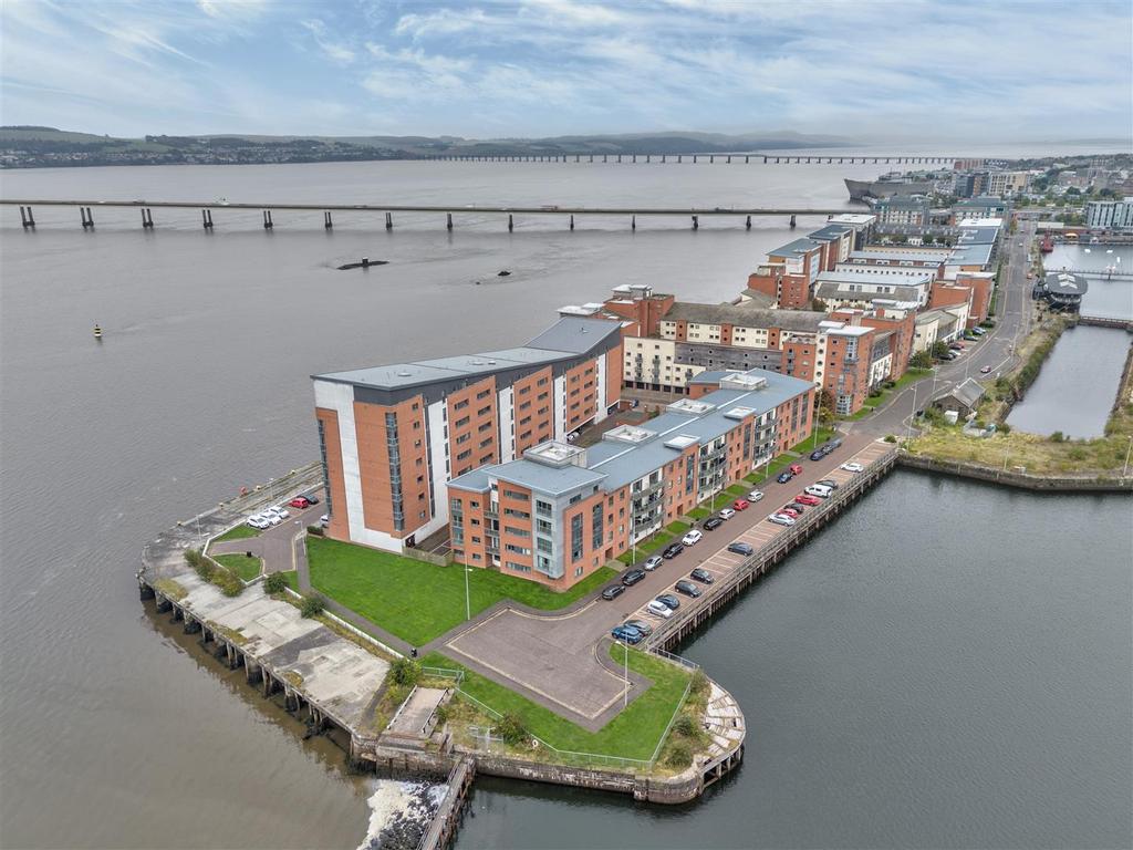 Gourlay Yard, Dundee DD1 2 bed apartment for sale £210,000