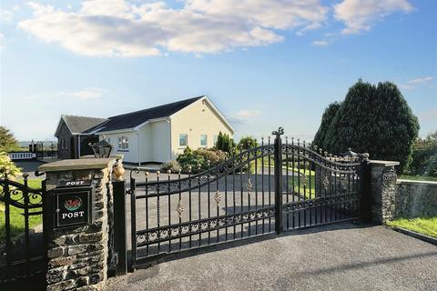 5 bedroom detached house for sale, Ferry Road, Kidwelly