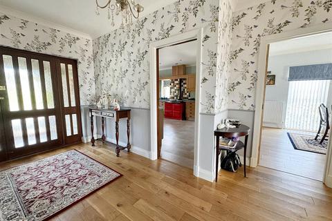 82 Ferry Road, Kidwelly, SA17 5EQ