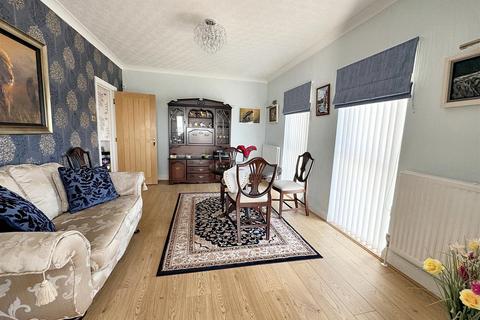 82 Ferry Road, Kidwelly, SA17 5EQ