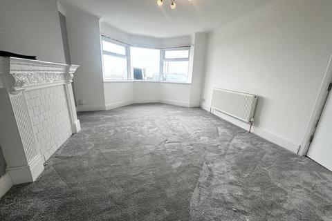 1 bedroom apartment to rent, Queens promenade, Bispham