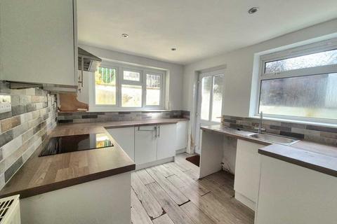99 Clydach Road, Tonypandy, CF40 2DG