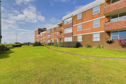 2 bedroom ground floor flat for sale, Francome House, Brighton Road, Lancing, BN15 8RP