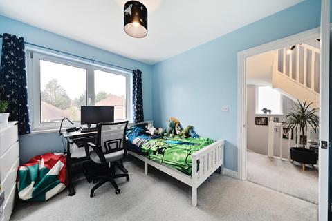 41 Wrythe Lane, Carshalton, SM5 2RL