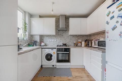 4 bedroom terraced house for sale, Gloucester Gardens, Sutton, Surrey