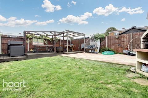 25 Angle Ways, Stevenage, SG2 9AP
