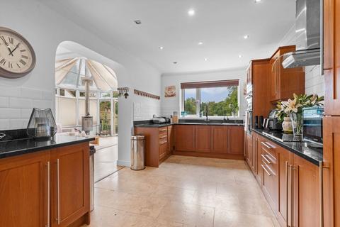 47 Earlswood Common, Earlswood, Solihull, B94 5SJ