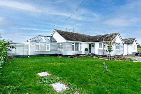 3 bedroom detached bungalow for sale, Heath Road, Norwich NR16