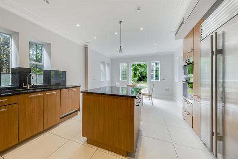 6 bedroom detached house to rent, KINGSLEY WAY, HAMPSTEAD GARDEN SUBURB, N2