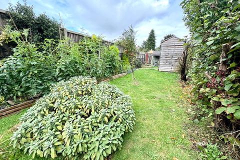 65 Chesford Road, Luton, LU2 8BE