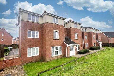 2 bedroom flat for sale, Robin Road, Oakley Vale, Corby, NN18